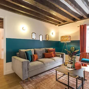 Sweett- Lescot Ii Apartment