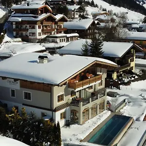appartements-casa-nuova-by-easy-holiday.saalbachhinterglemmhotels.com/