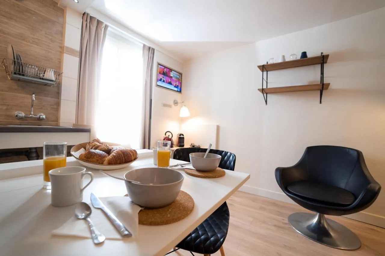 Hotel Little Regina Paris 2*,