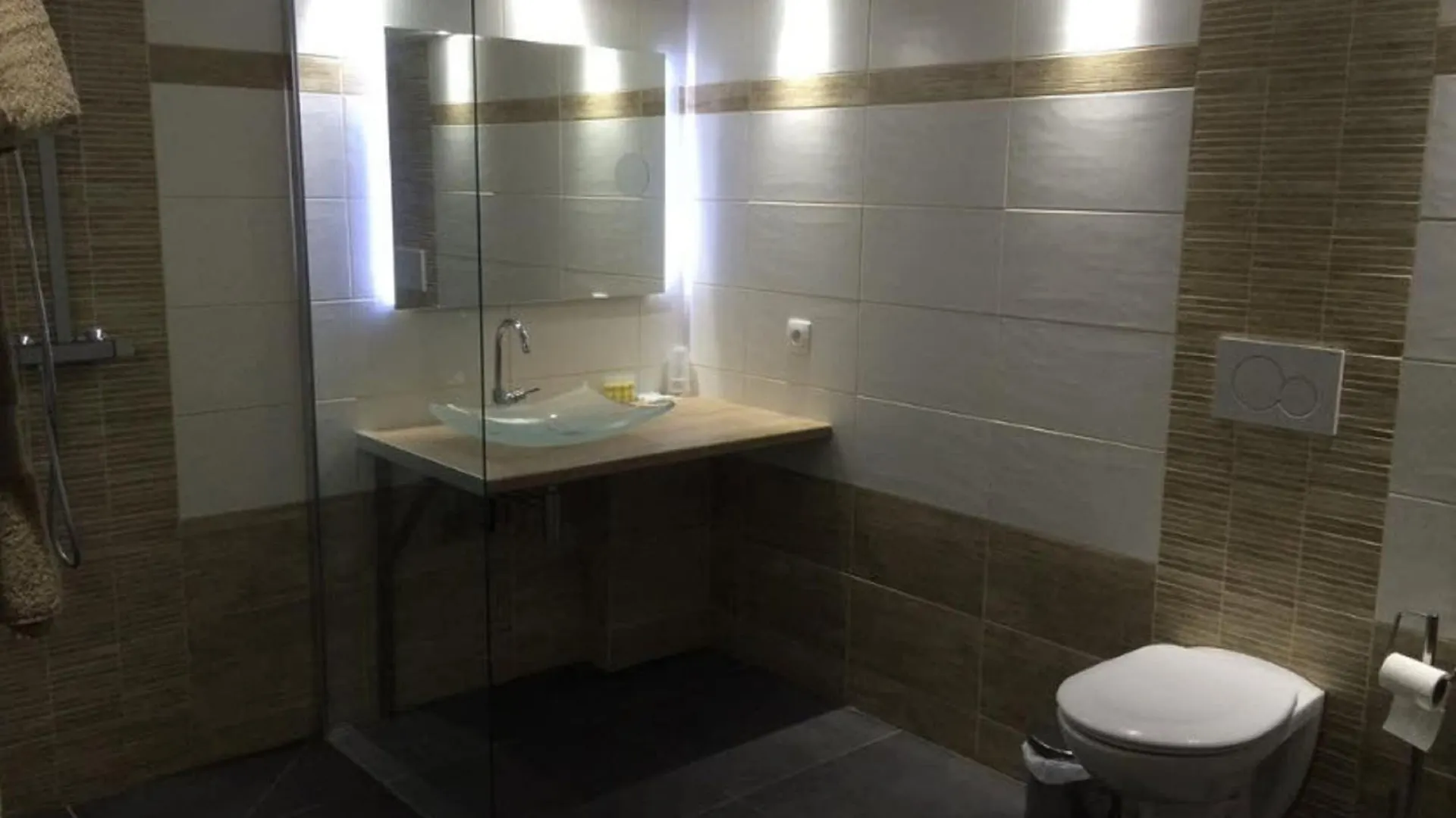 Hotel Little Regina Paris 2*,  France