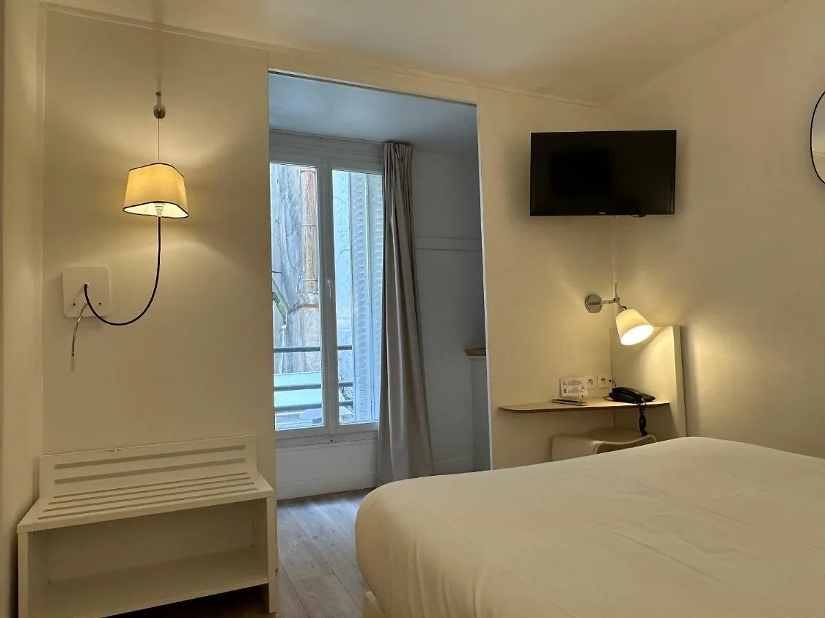 Hotel Little Regina Paris 2*,  France